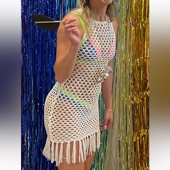 Superdown White Fringe Crochet Cover-Up - Picture 6 of 6